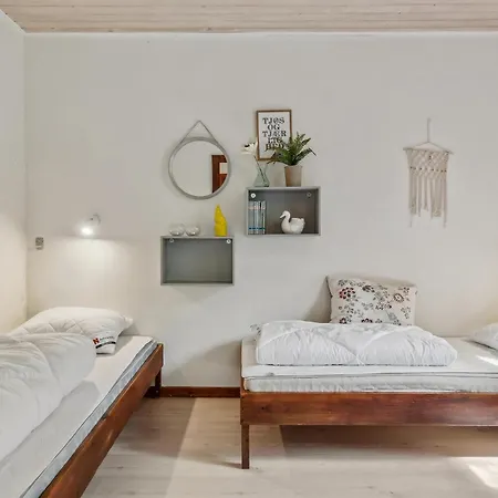 Holiday home 3 Bedroom Beautiful In